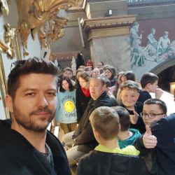p. Rafał Pitula z klasą 5a